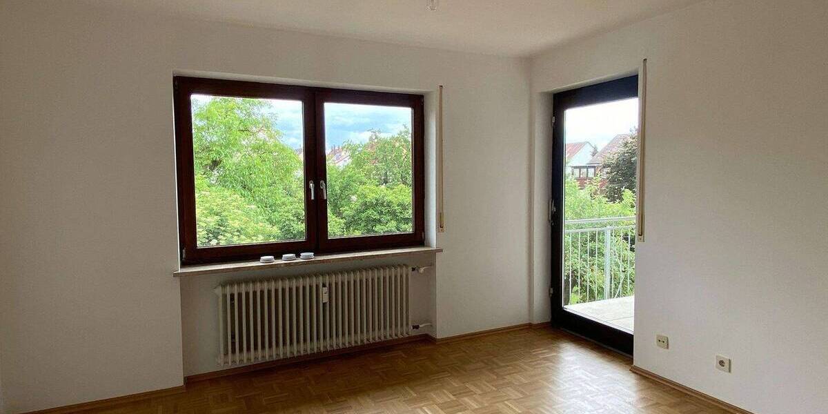 Etagenwohnung Forchheim - 3 Zimmer, 100 m&sup2;, 980&euro; | Angebot:26803825