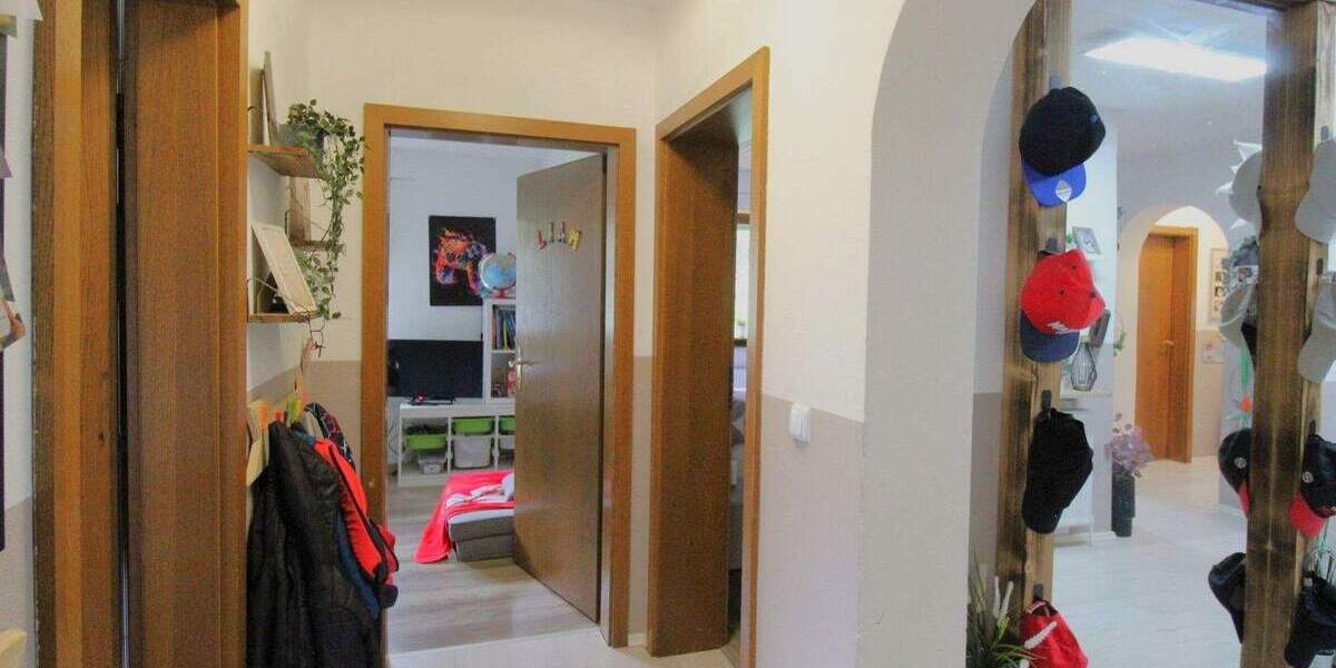 Einfamilienhaus Pretzfeld Urspring - 4 Zimmer, 143 m&sup2;, 399.000&euro; | Angebot:25685607