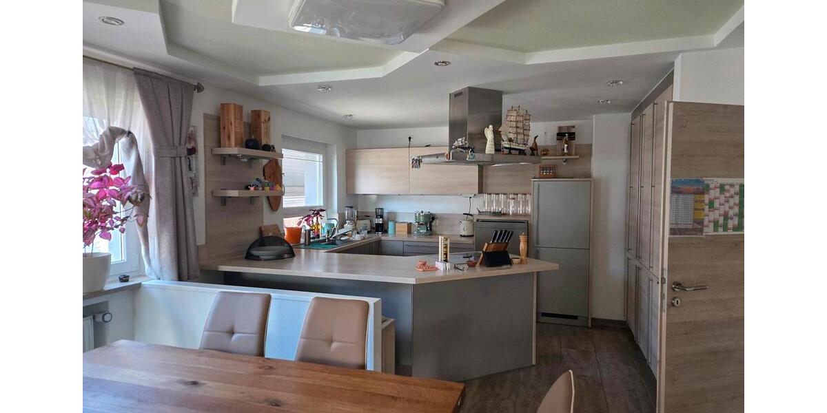 Etagenwohnung Eggolsheim - 4.5 Zimmer, 130 m&sup2;, 1.350&euro; | Angebot:25821320