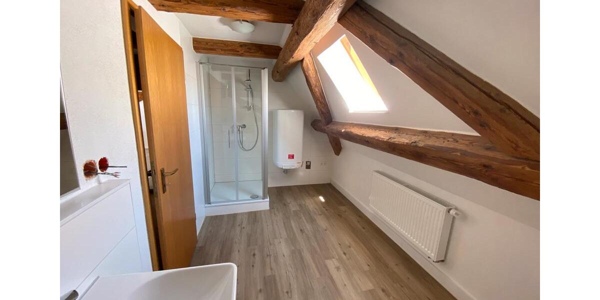 Dachgeschoßwohnung Höchstadt an der Aisch - 3 Zimmer, 79 m&sup2;, 980&euro; | Angebot:26653334