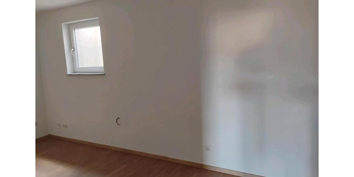 Etagenwohnung Burgwindheim - 4 Zimmer, 80 m&sup2;, 600&euro; | Angebot:25372494