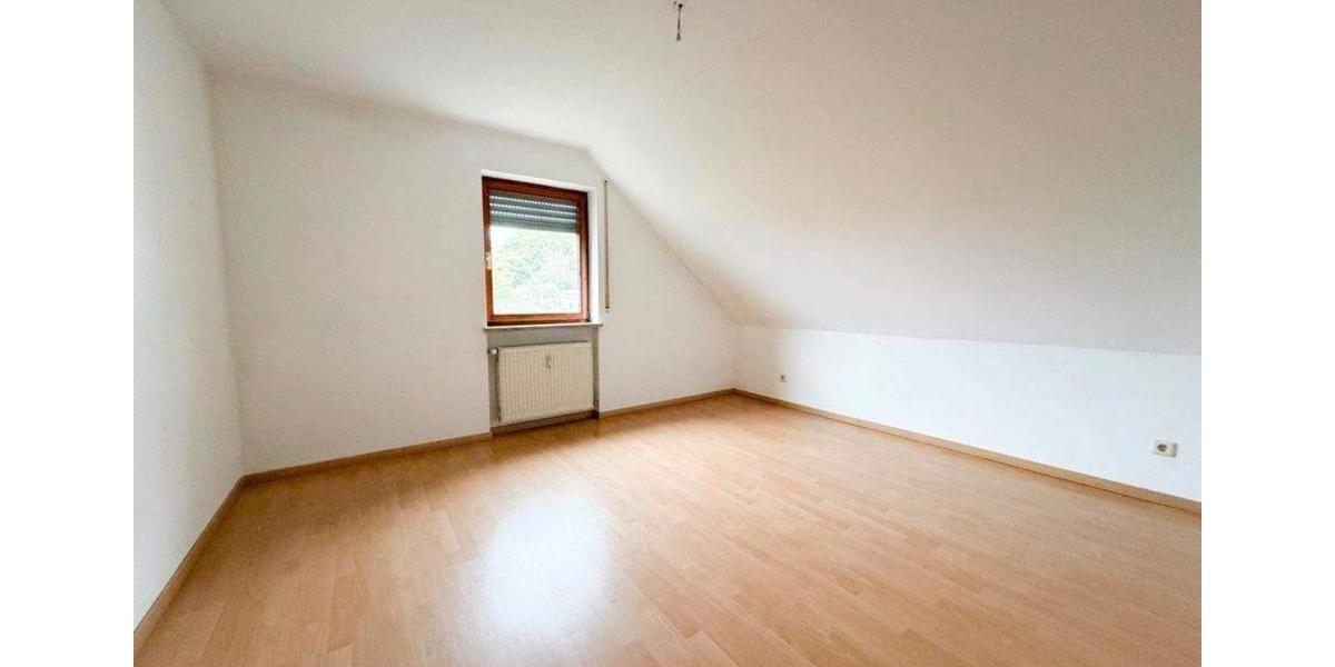 Maisonettenwohnung Itzgrund - 3 Zimmer, 81 m&sup2;, 650&euro; | Angebot:24858757