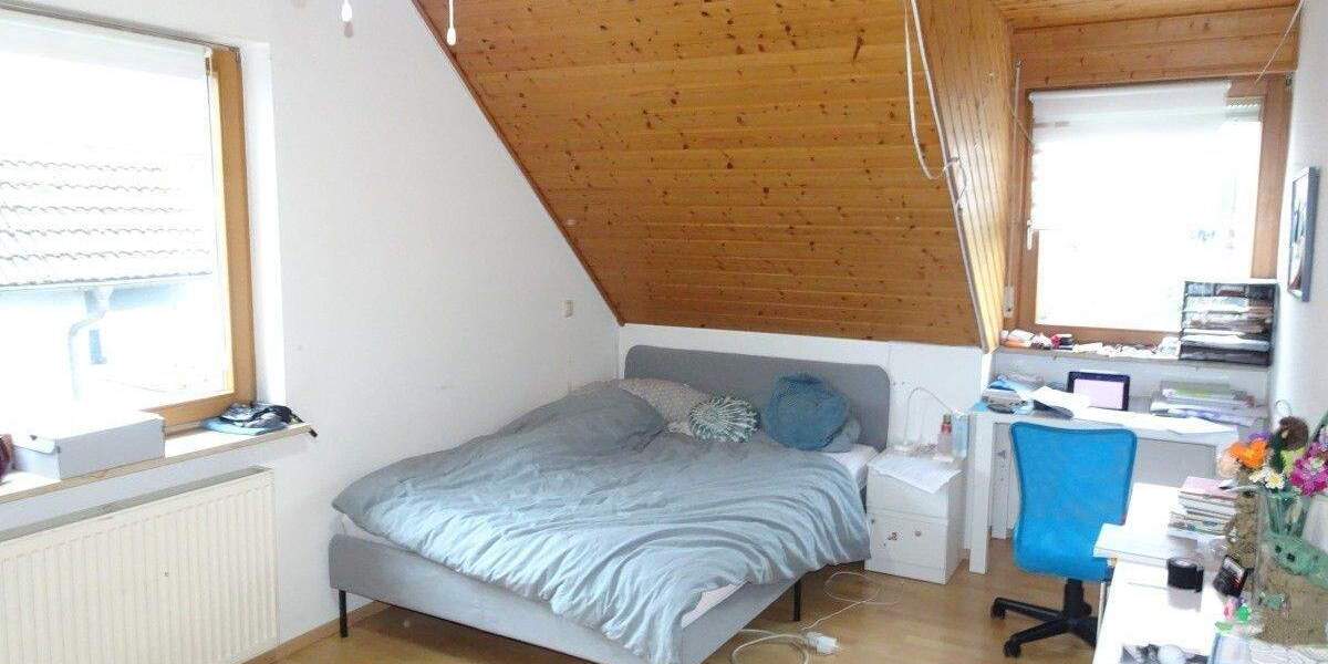 Doppelhaushälfte Heroldsbach Thurn - 4 Zimmer, 117 m&sup2;, 465.000&euro; | Angebot:25746860