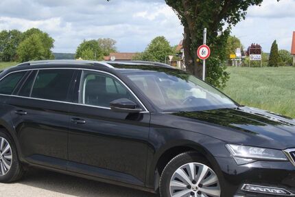 Skoda Superb 97.086 km 22.990 &euro; Pommersfelden 96178