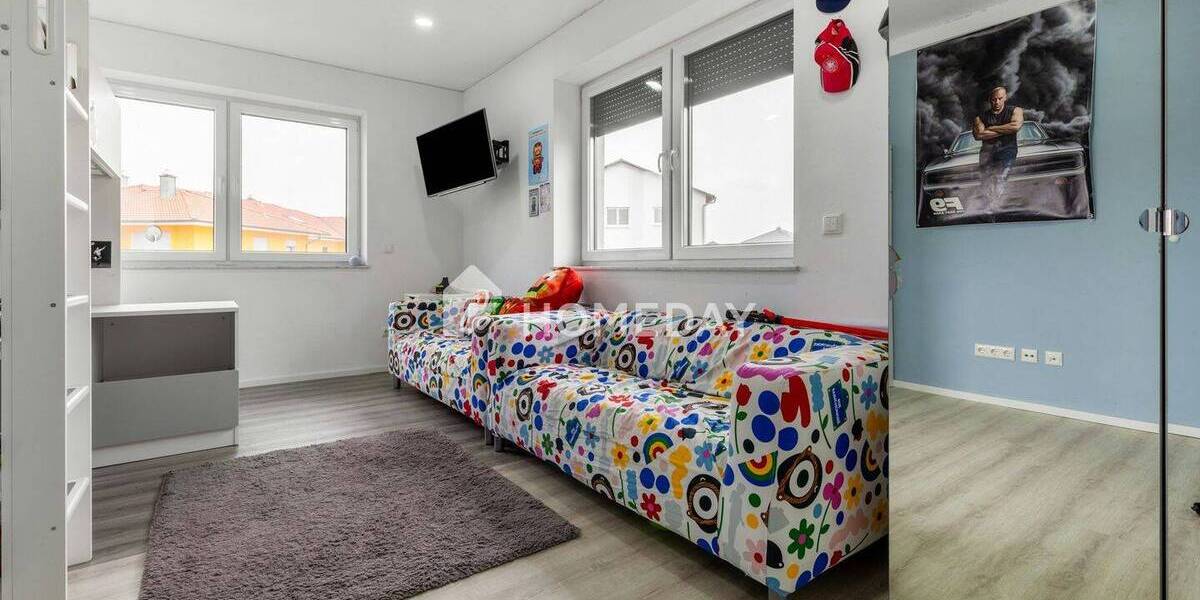 Einfamilienhaus Wachenrot Wachenroth - 6 Zimmer, 380 m&sup2;, 799.000&euro; | Angebot:25685088