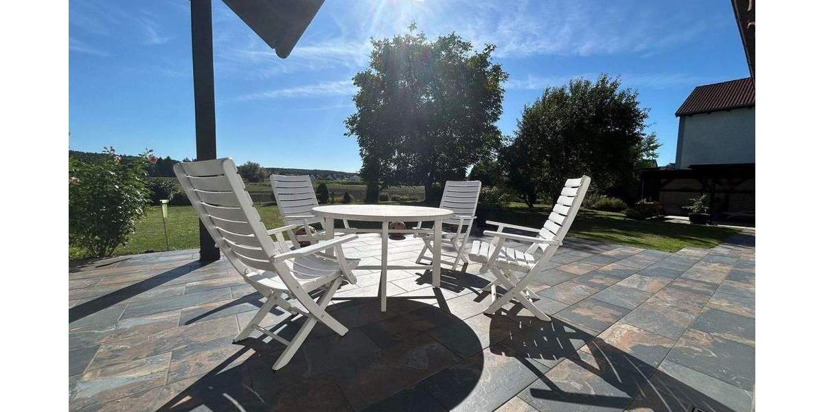 Einfamilienhaus Heßdorf - 7 Zimmer, 173 m&sup2;, 768.000&euro; | Angebot:25671195