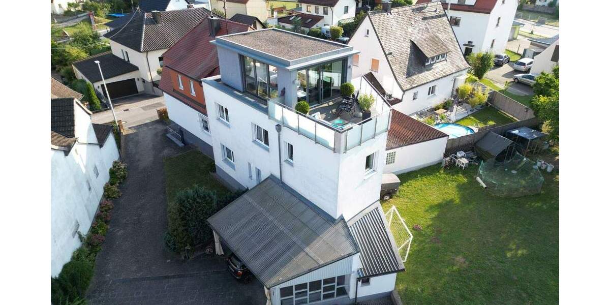 Mehrfamilienhaus, Wohnhaus Hirschaid Sassanfahrt - 9 Zimmer, 270 m&sup2;, 748.500&euro; | Angebot:25780721