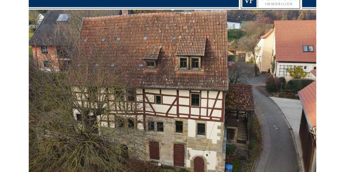 Einfamilienhaus Rentweinsdorf - 8 Zimmer, 269 m&sup2;, 390.000&euro; | Angebot:24314026