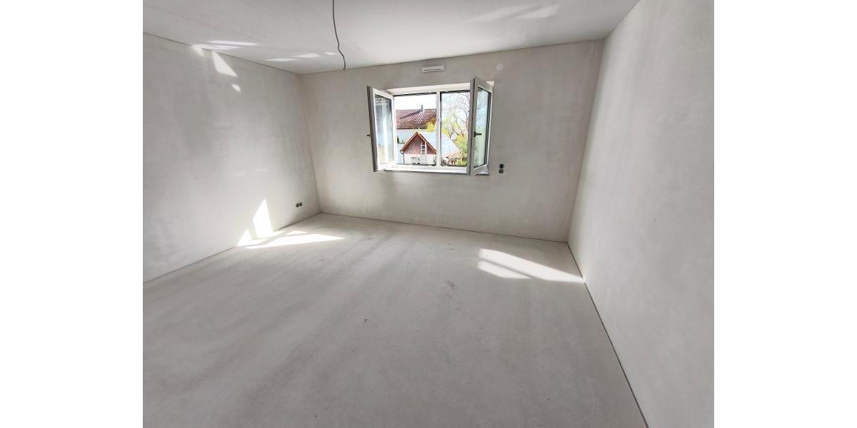 4 Zi. Wohnung (Nr. 7) im OG mit Balkon - Etagenwohnung Adelsdorf OT | Angebot:26785974