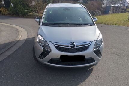 Opel Zafira Tourer 147.500 km 9.000 &euro; Knetzgau 97478