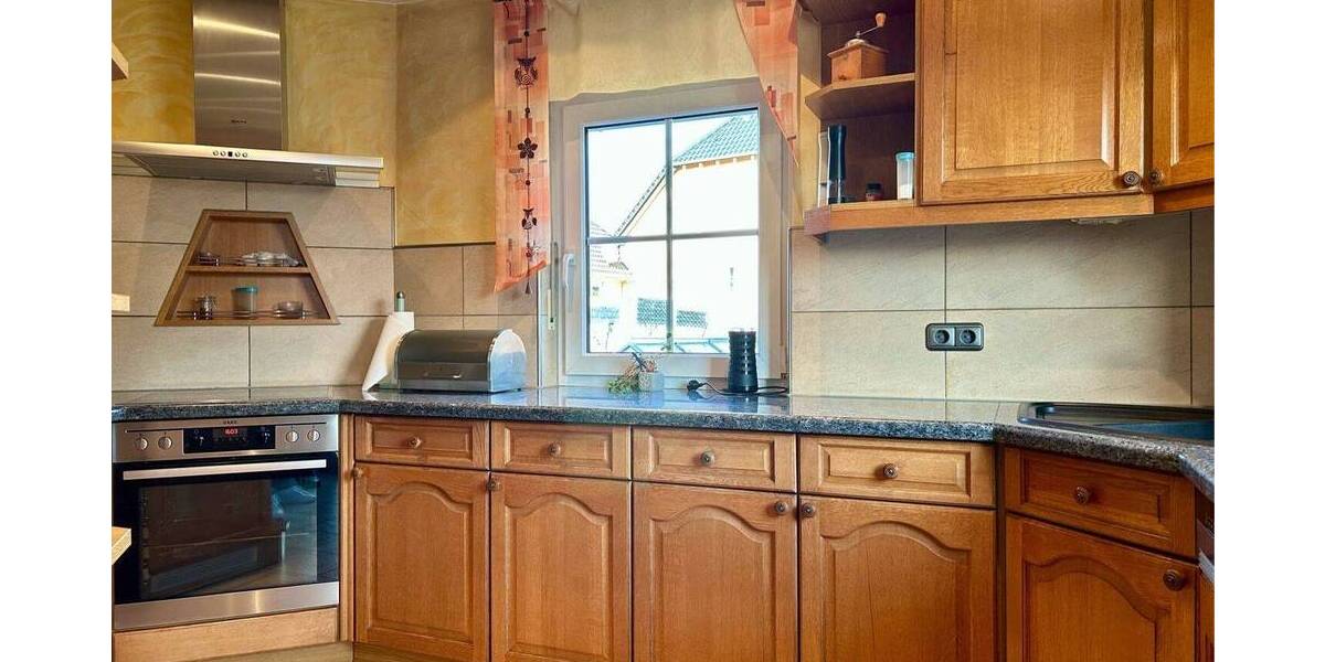 Einfamilienhaus Pommersfelden Sambach - 8 Zimmer, 144 m&sup2;, 399.000&euro; | Angebot:26015812