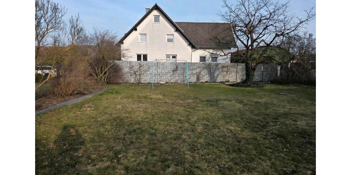 Mehrfamilienhaus, Wohnhaus Schlüsselfeld - 8 Zimmer, 195 m&sup2;, 450.000&euro; | Angebot:25868388