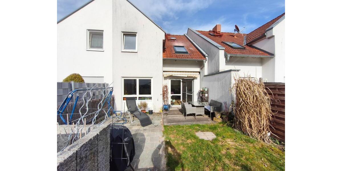 Reihenmittelhaus mit Garten und Carport in Etzelskirchen - Einfamilienhaus Höchstadt OT | Angebot:25934120