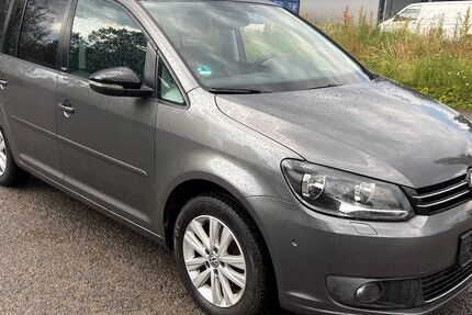 VW Touran 281.000 km 6.000 &euro; Knetzgau 97478