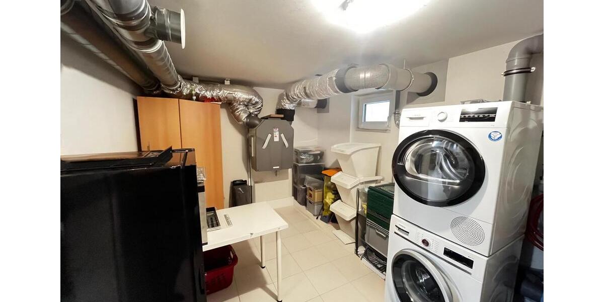 Reihenhaus Adelsdorf - 5 Zimmer, 138 m&sup2;, 1.500&euro; | Angebot:26043427