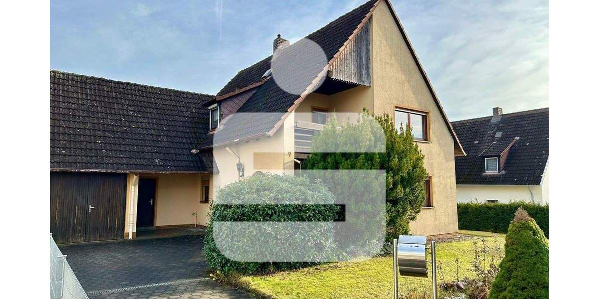 Einfamilienhaus Adelsdorf Aisch - 6 Zimmer, 122 m&sup2;, 299.000&euro; | Angebot:25677867