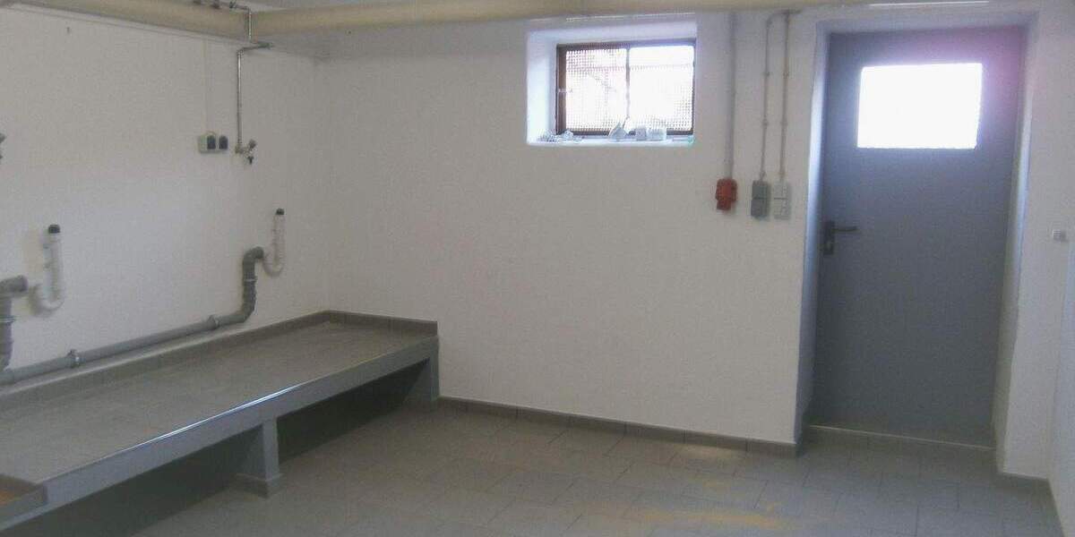 Mehrfamilienhaus, Wohnhaus Ebelsbach - 8 Zimmer, 649.000&euro; | Angebot:25695839