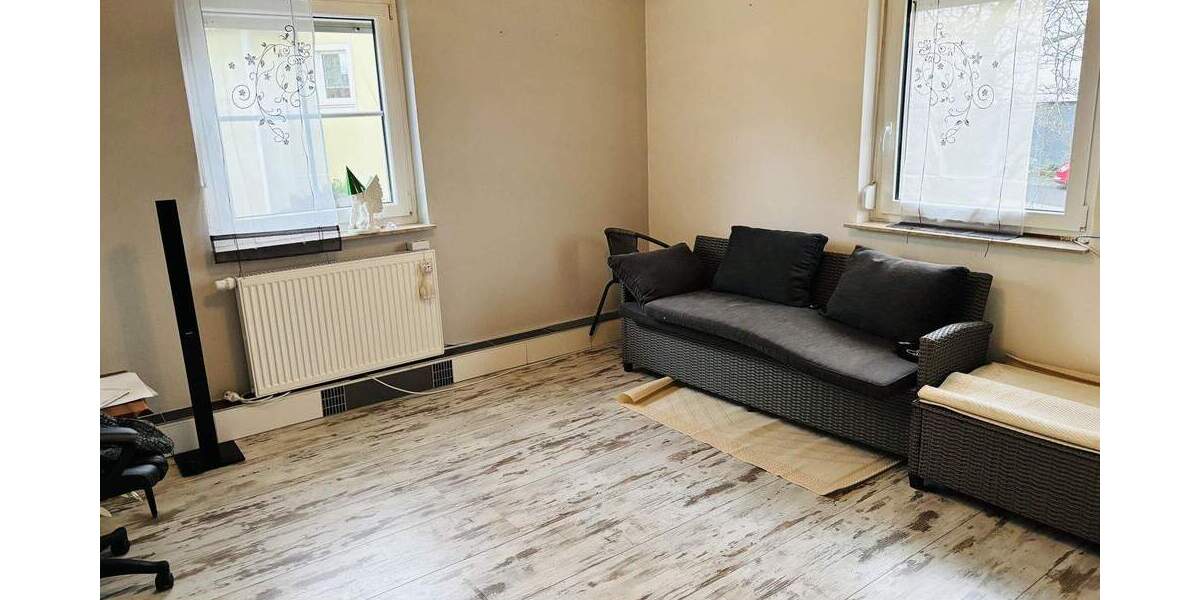 Einfamilienhaus Knetzgau - 1 Zimmer, 280 m&sup2;, 425.000&euro; | Angebot:26930619