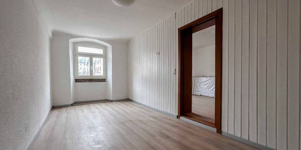 Gewerbeobjekt Hollfeld - 7 Zimmer, 375.000&euro; | Angebot:26319464