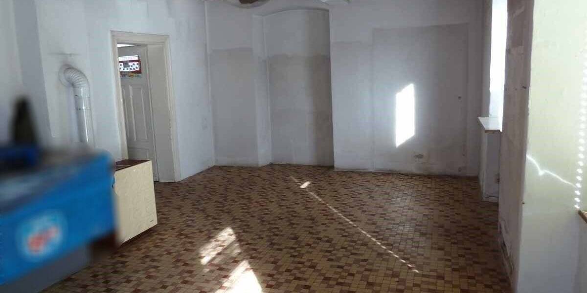 Mehrfamilienhaus, Wohnhaus Sand - 9 Zimmer, 275 m&sup2;, 275.000&euro; | Angebot:26930956