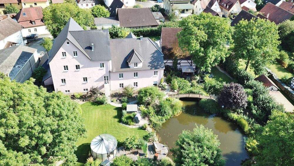 Mehrfamilienhaus, Wohnhaus Eggolsheim - 1.890.000&euro; | Angebot:25665390