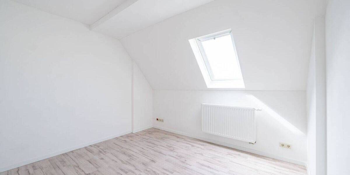 Mehrfamilienhaus, Wohnhaus Schlüsselfeld Elsendorf - 8 Zimmer, 232 m&sup2;, 420.000&euro; | Angebot:26471350