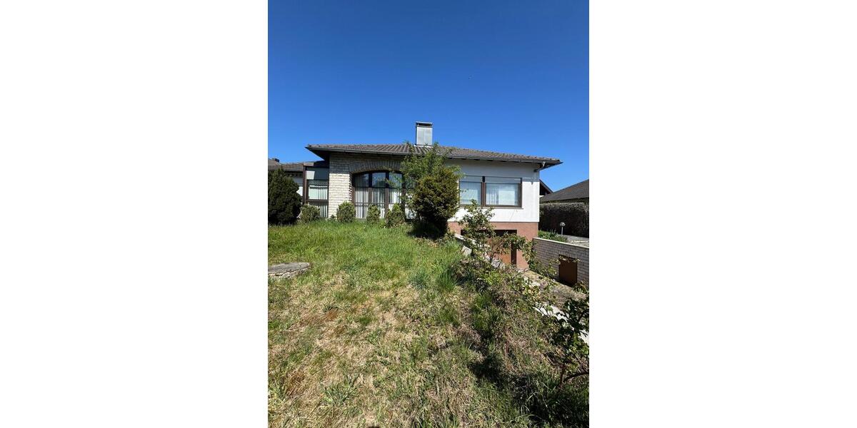 Bungalow Knetzgau - 9 Zimmer, 190 m&sup2;, 370.000&euro; | Angebot:27185006