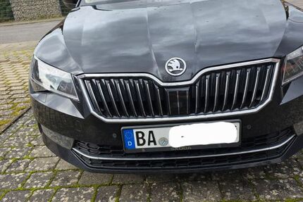 Skoda Superb 162.500 km 15.990 &euro; Memmelsdorf 96117
