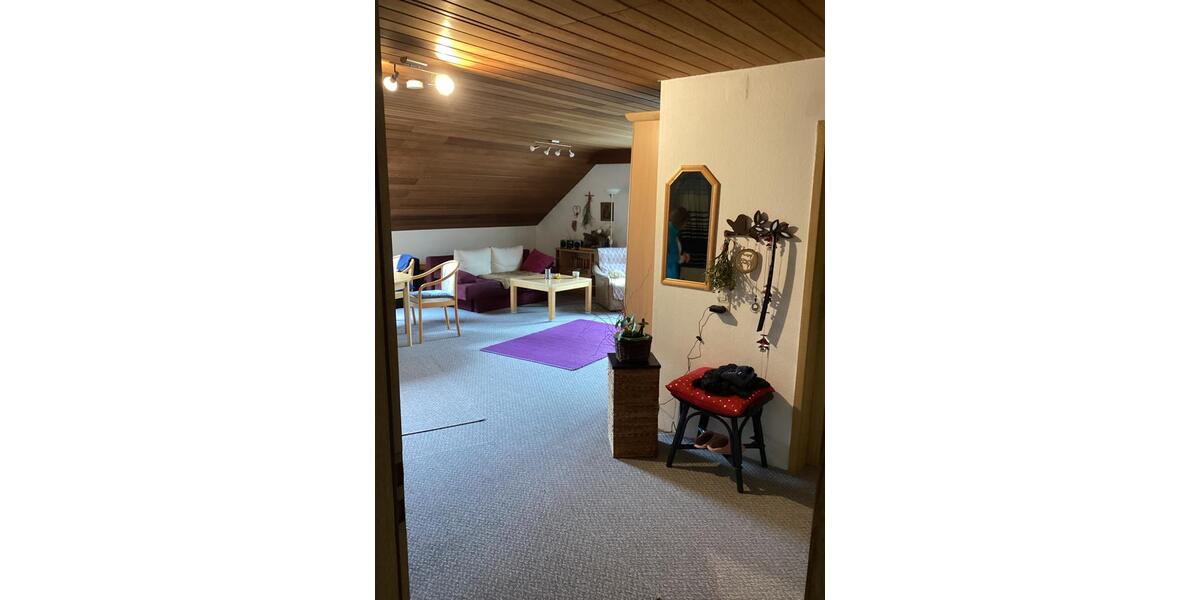 Dachgeschoßwohnung Bamberg Am Bruderwald - 2 Zimmer, 65 m&sup2;, 635&euro; | Angebot:26614909