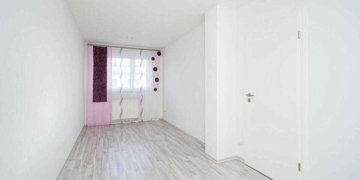 Mehrfamilienhaus, Wohnhaus Adelsdorf - 4 Zimmer, 138 m&sup2;, 570.000&euro; | Angebot:26036905