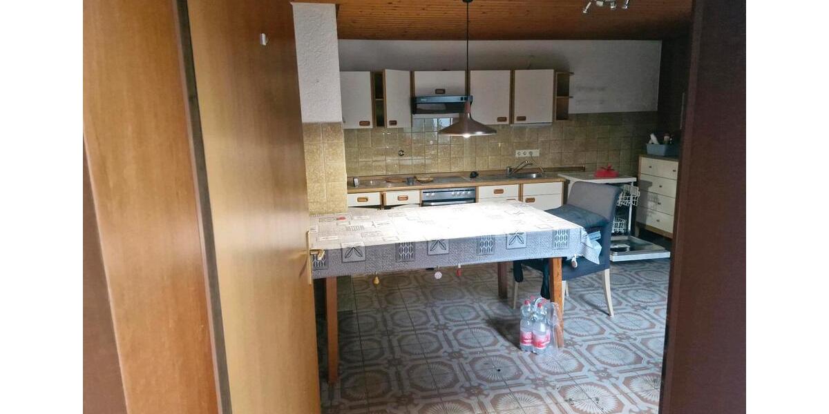 Einfamilienhaus Hallstadt - 11 Zimmer, 450 m&sup2;, 2.000&euro; | Angebot:21621278