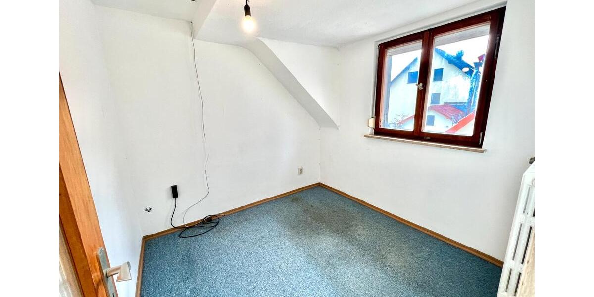 Einfamilienhaus Litzendorf - 7 Zimmer, 144 m&sup2;, 209.900&euro; | Angebot:26264880