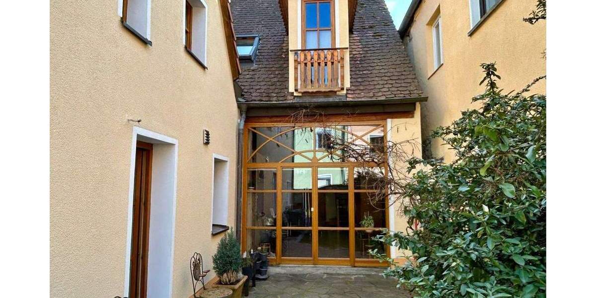 Einfamilienhaus Höchstadt - 6 Zimmer, 173 m&sup2;, 349.000&euro; | Angebot:25671209