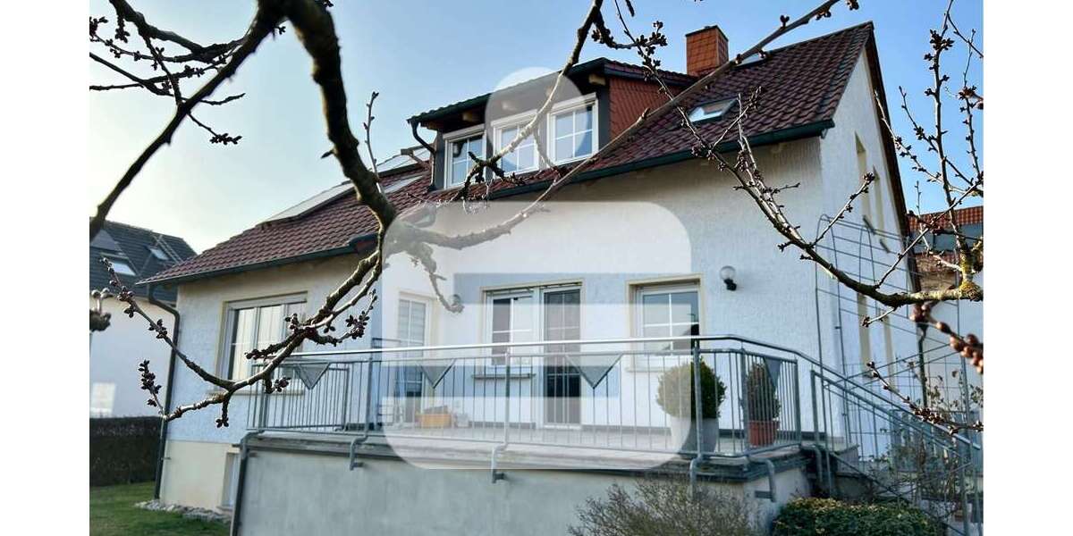 Einfamilienhaus Pommersfelden - 8 Zimmer, 144 m&sup2;, 399.000&euro; | Angebot:26003113