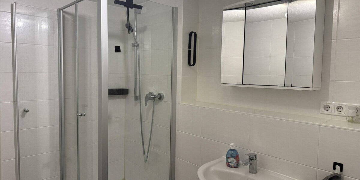 Reihenmittelhaus Adelsdorf - 5 Zimmer, 137 m&sup2;, 715.000&euro; | Angebot:26140896