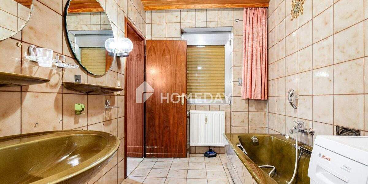 Mehrfamilienhaus, Wohnhaus Bamberg Gereuth - 7 Zimmer, 266 m&sup2;, 650.000&euro; | Angebot:25737534