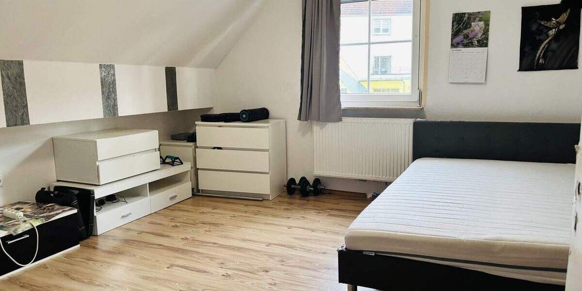 Einfamilienhaus Knetzgau - 1 Zimmer, 280 m&sup2;, 425.000&euro; | Angebot:26930619