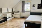 Einfamilienhaus Knetzgau - 1 Zimmer, 280 m&sup2;, 425.000&euro; | Angebot:26930619