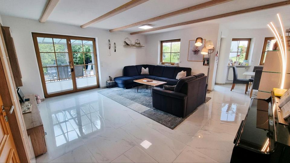 Einfamilienhaus Breitbrunn - 5 Zimmer, 160 m&sup2;, 550.000&euro; | Angebot:25160360