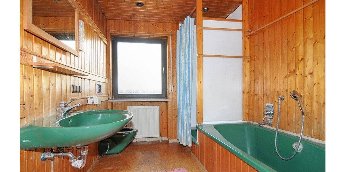 Einfamilienhaus Ebelsbach - 8 Zimmer, 225 m&sup2;, 329.000&euro; | Angebot:25686731