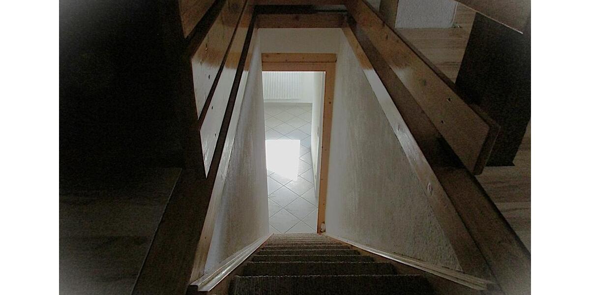 Dachgeschoßwohnung Forchheim - 3 Zimmer, 90 m&sup2;, 333.000&euro; | Angebot:25948091