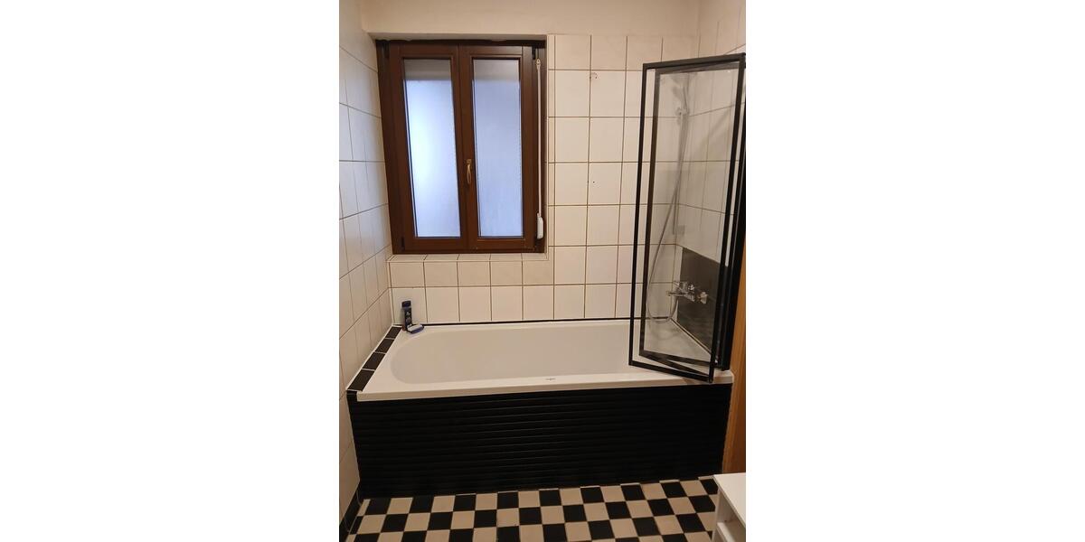 Erdgeschoßwohnung Baiersdorf - 5 Zimmer, 135 m&sup2;, 1.850&euro; | Angebot:24801721