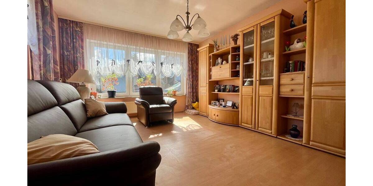 Einfamilienhaus Rentweinsdorf - 6 Zimmer, 132 m&sup2;, 295.000&euro; | Angebot:26036983