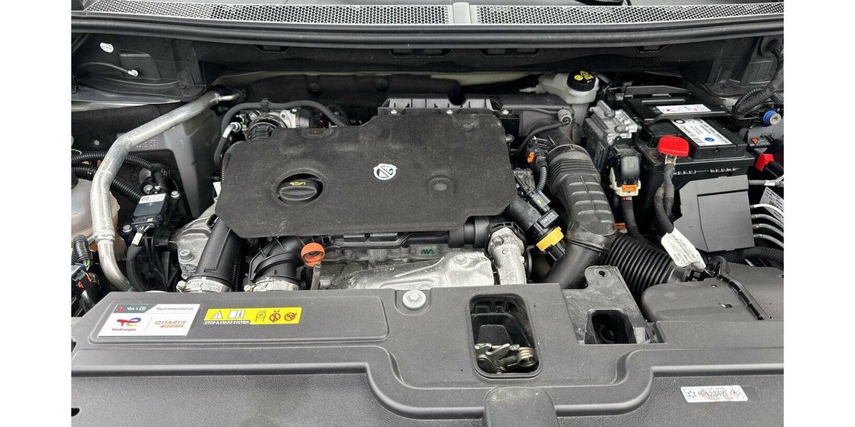 Opel Grandland Ultimate *ACC/Navi/19Zoll Alu/LED/el.Hec 35.065 km 23.980 &euro; Bamberg 96052