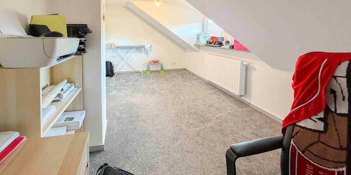 Reihenmittelhaus Gerach - 5 Zimmer, 144 m&sup2;, 225.000&euro; | Angebot:26912927