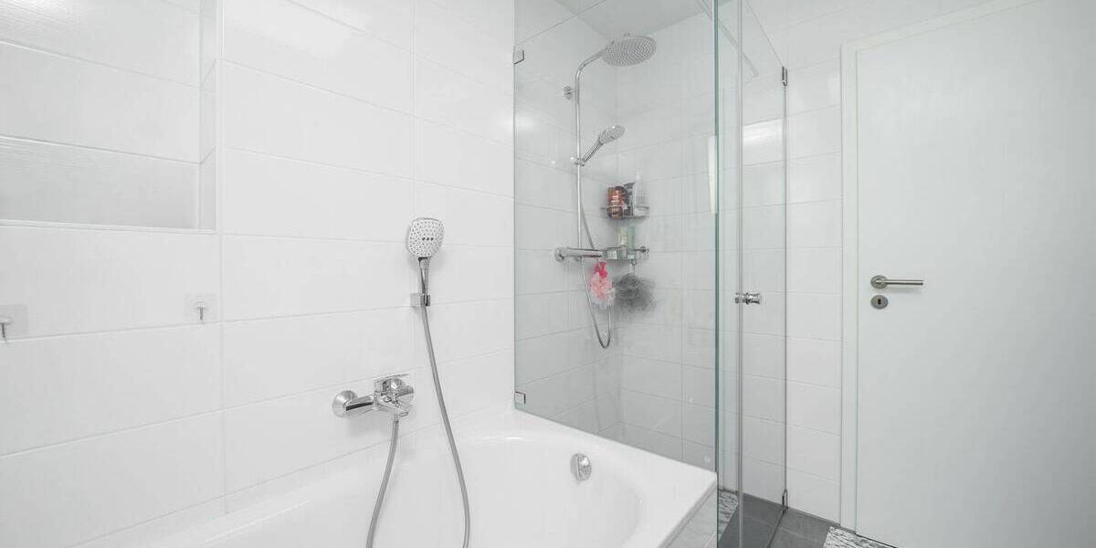 Mehrfamilienhaus, Wohnhaus Adelsdorf - 4 Zimmer, 138 m&sup2;, 570.000&euro; | Angebot:26036905