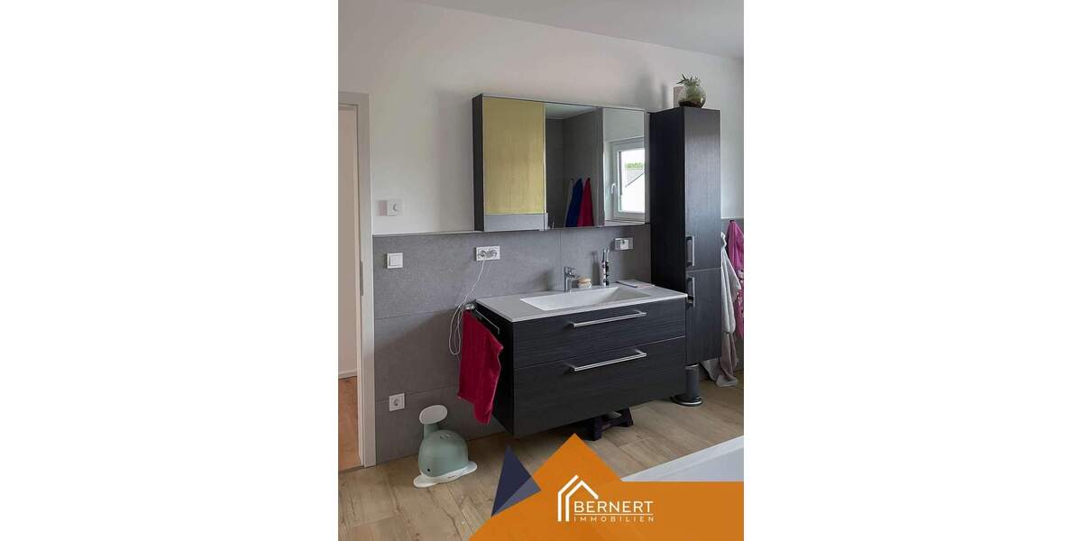 Einfamilienhaus Wachenroth - 5 Zimmer, 161 m&sup2;, 590.000&euro; | Angebot:25689914