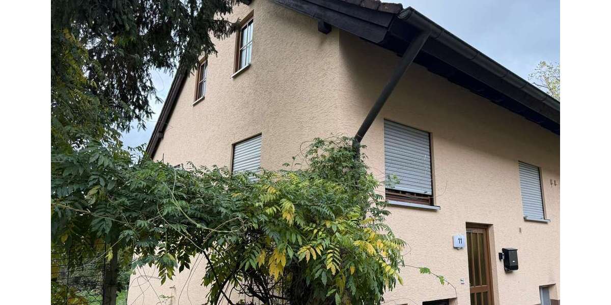Einfamilienhaus Höchstadt an der Aisch - 7 Zimmer, 121 m&sup2;, 348.000&euro; | Angebot:23411099
