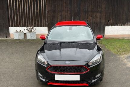 Ford Focus 127.000 km 8.200 &euro; Heroldsbach 91336