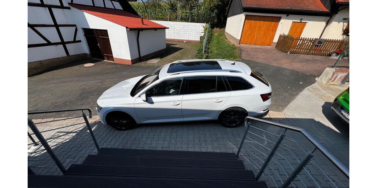 Skoda Superb 165.000 km 21.900 &euro; Altendorf 96146